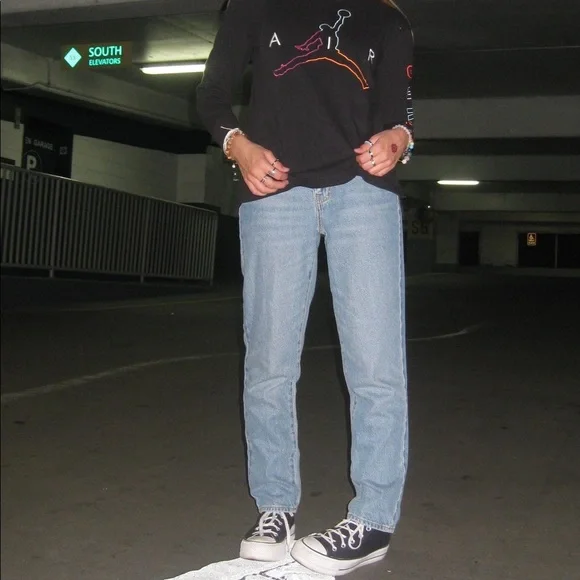 Jordan Embroidered Baby Long Sleeve Tee - Picture 8 of 10